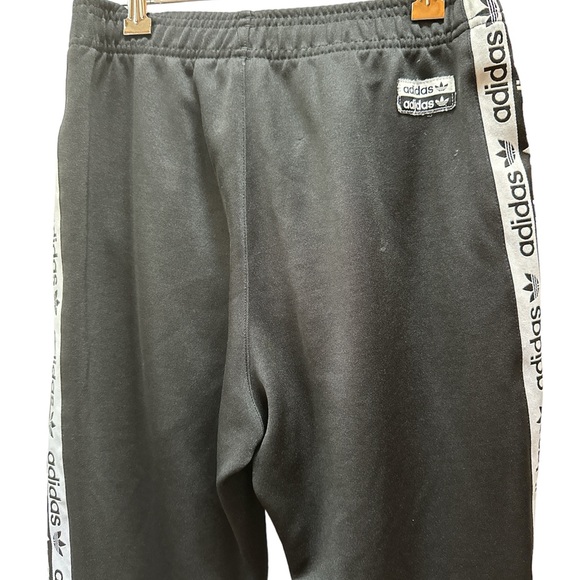Adidas jogger small - Picture 2 of 7